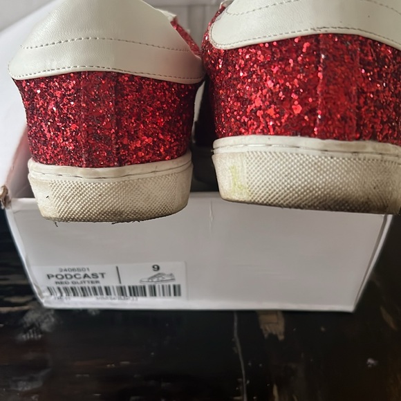 Red sequin sneaker - Picture 8 of 8